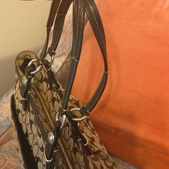 Coach Bag - Picture 7 of 12